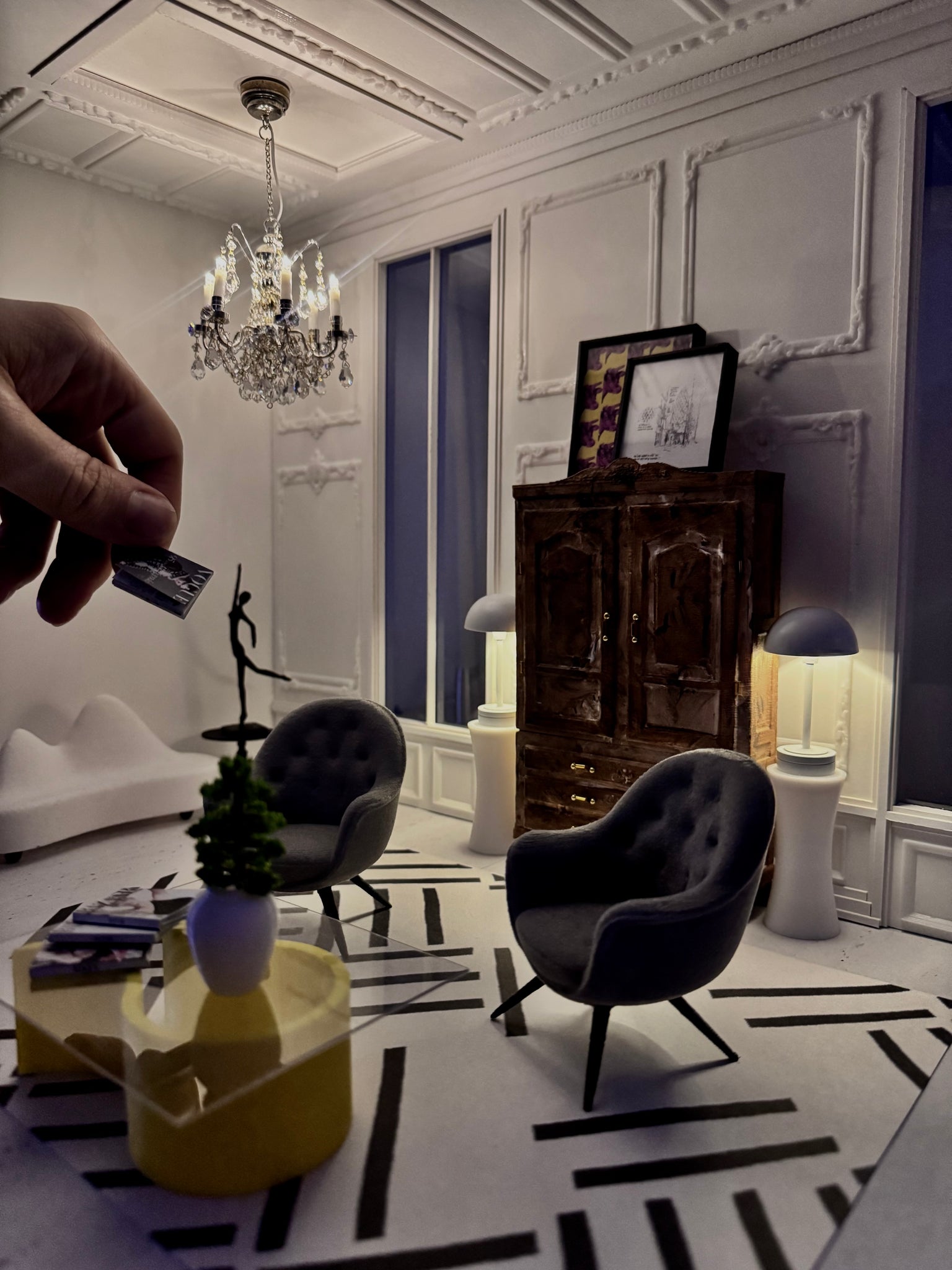 Miniature Ontario Mod sofa