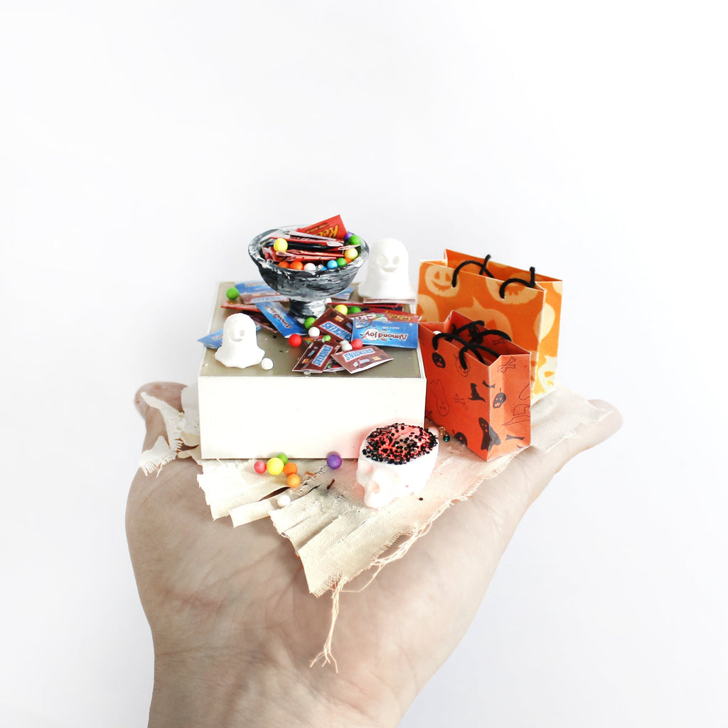 Miniature Halloween Candy Caldron + Accessories